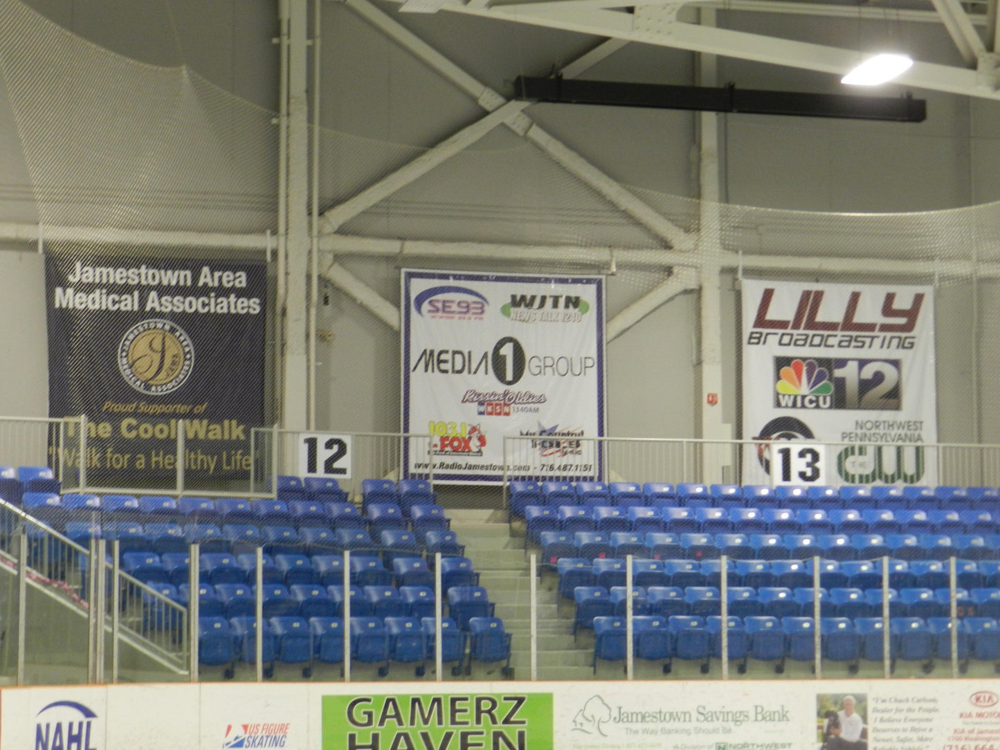Sponsor Banners - Hockey - DuraLast®