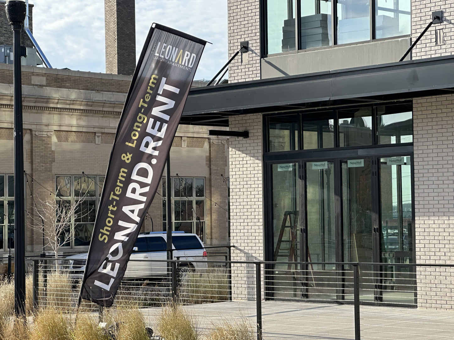 Bow & Feather Flags - Construction - DuraFlag®