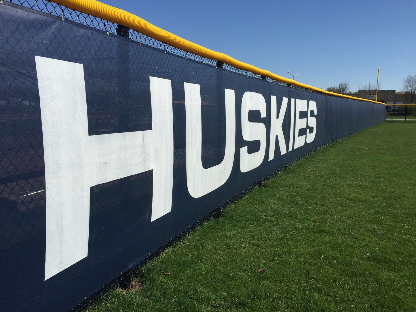 Fence Screen - Athletic - DuraScreen70®