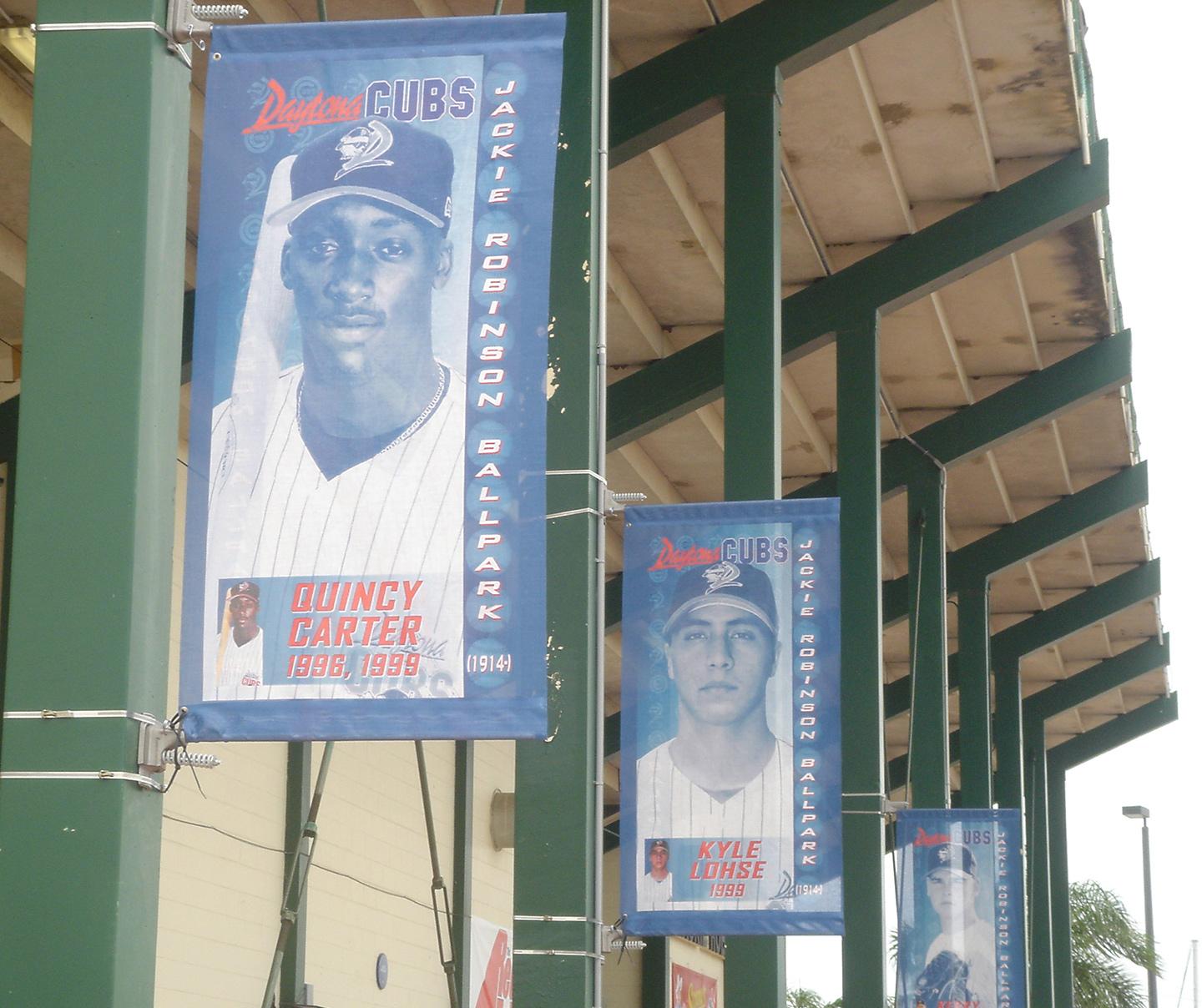 Pole Banners - Hurricane®