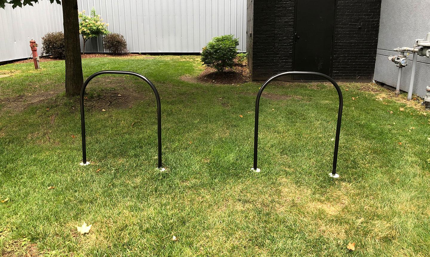 Curb Signs - SharkFin®
