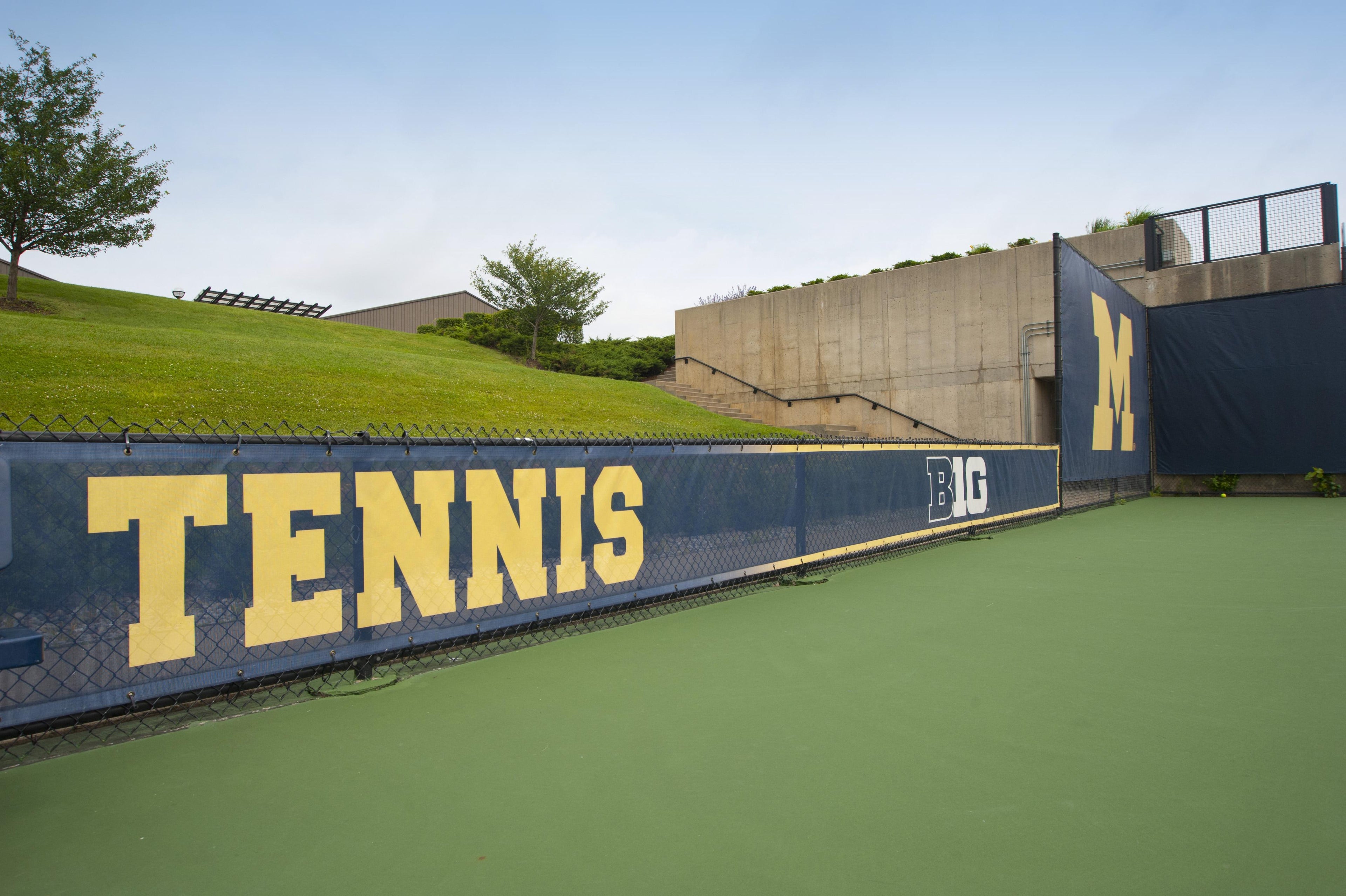 Custom Tennis Branding Signs & Systems