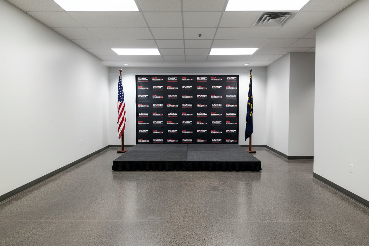 Media Backdrop - Running - InstaPop®