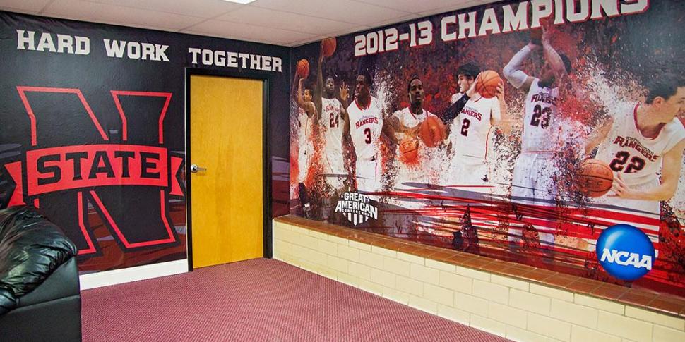 Locker Room Graphics Bigsigns Com